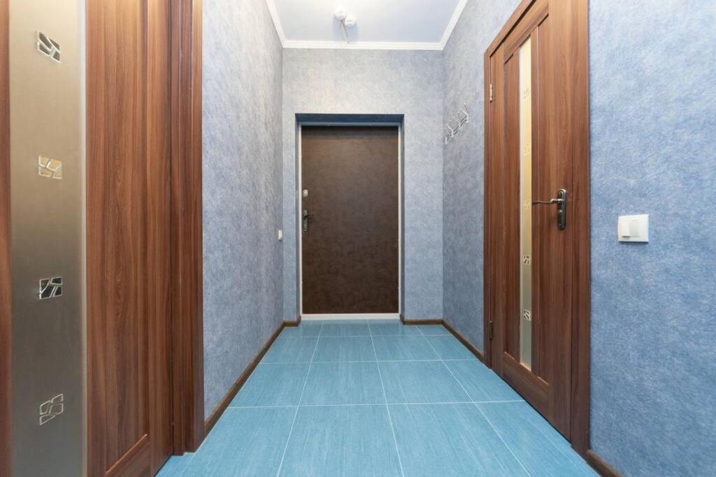 Современные Апартаменты Метро Харьковская Генератор В Доме Kiev Exteriör bild